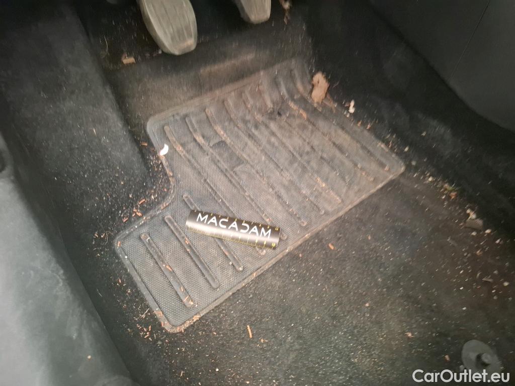  Peugeot  208  Active Business 1.2 PureTech 100CV BVM6 E6d #48