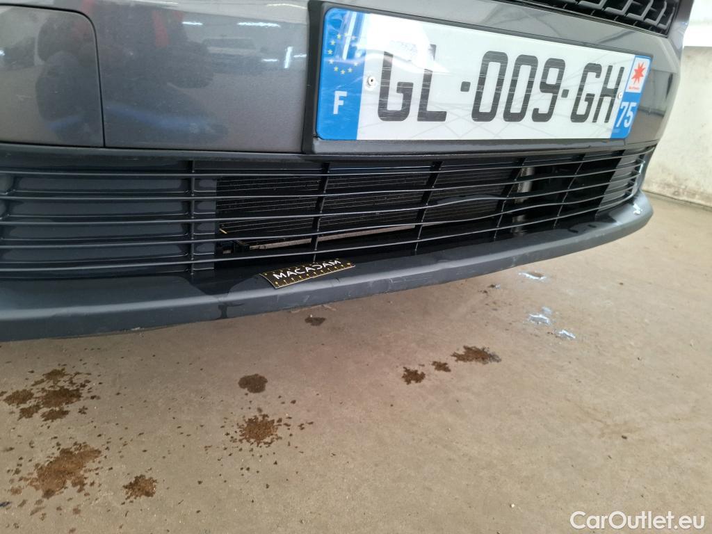  Toyota  Yaris Cross TOYOTA  Hybride / 2021 / 5P / SUV 1.5 HYBRID 116H DESIGN AWD AUTO #4