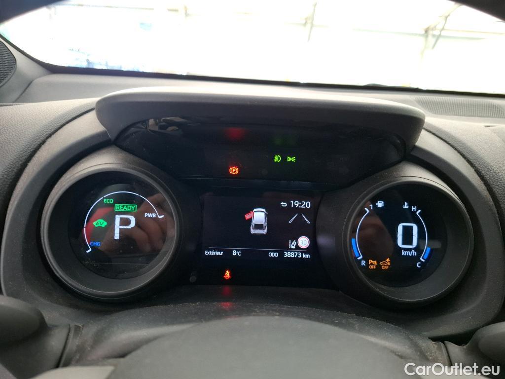  Toyota  Yaris Cross TOYOTA  Hybride / 2021 / 5P / SUV 1.5 HYBRID 116H DESIGN AWD AUTO #25