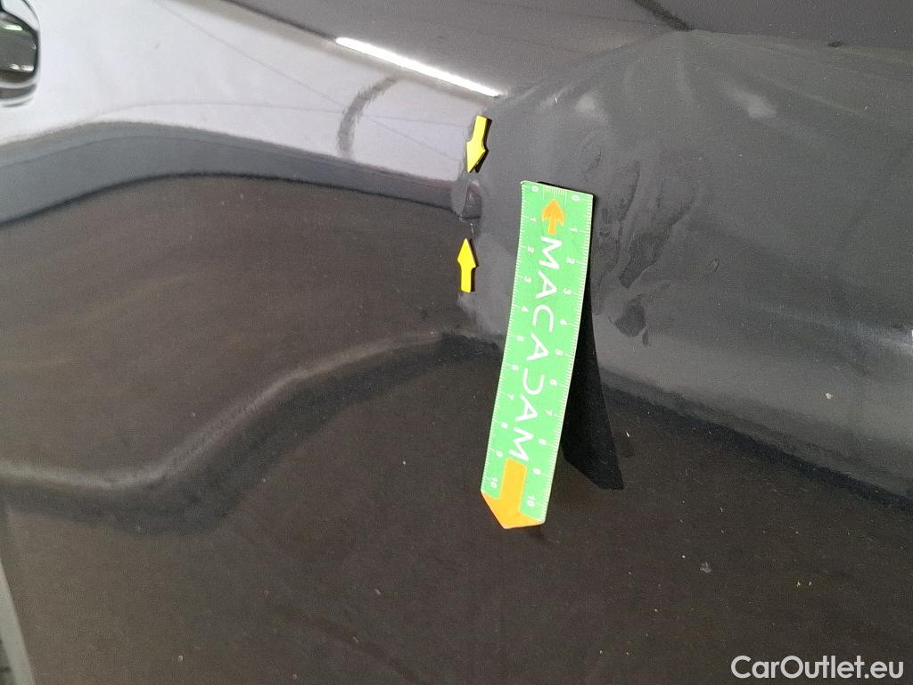  Renault  Arkana RENAULT   2021  5P  SUV Business TCe 140 EDC #82