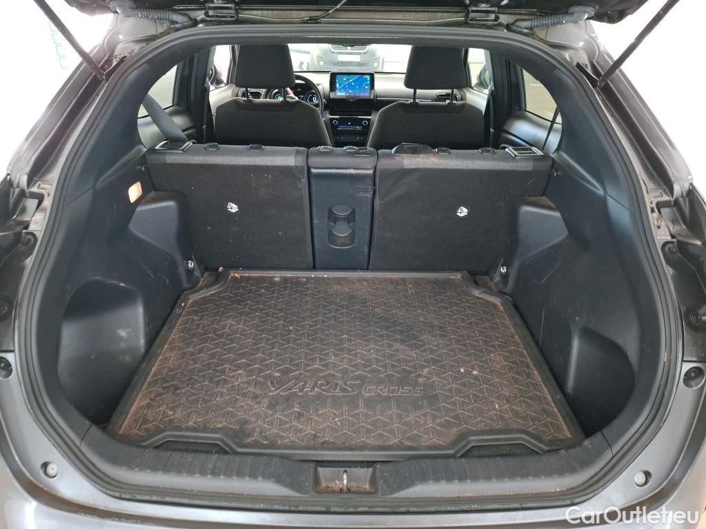  Toyota  Yaris Cross TOYOTA  Hybride / 2021 / 5P / SUV 1.5 HYBRID 116H DESIGN AWD AUTO #13