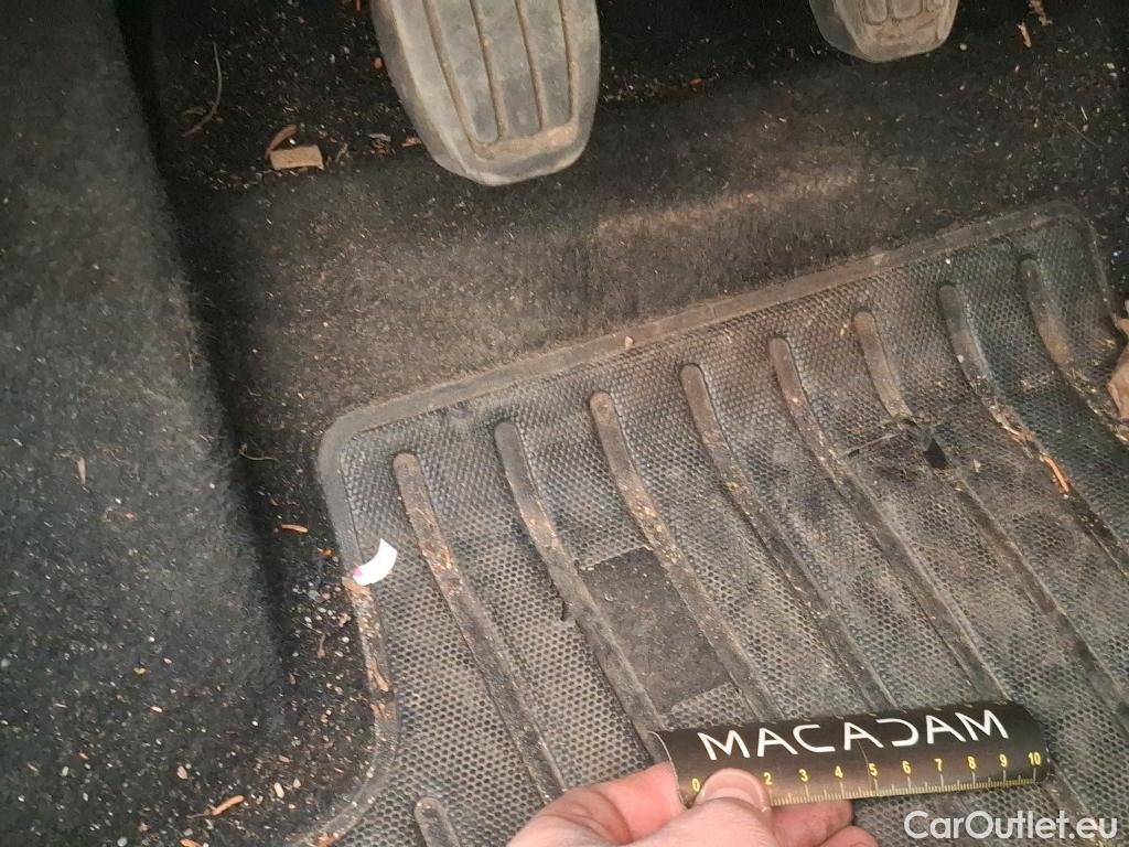  Peugeot  208  Active Business 1.2 PureTech 100CV BVM6 E6d #50