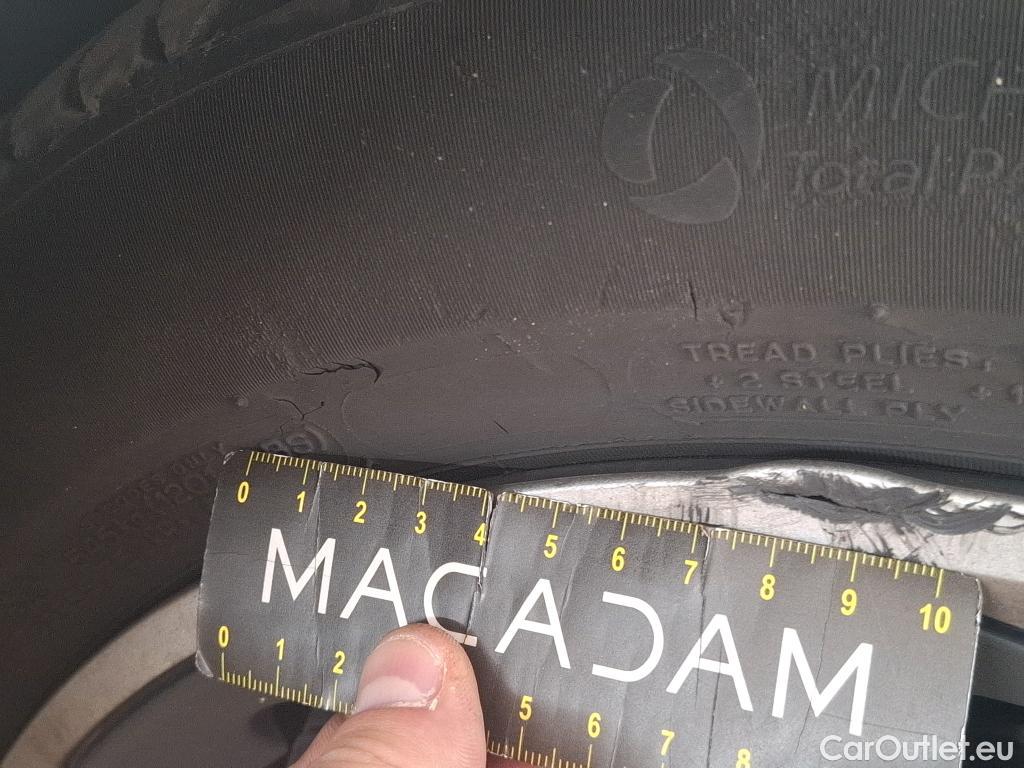  Peugeot  208  Active Business 1.2 PureTech 100CV BVM6 E6d #45