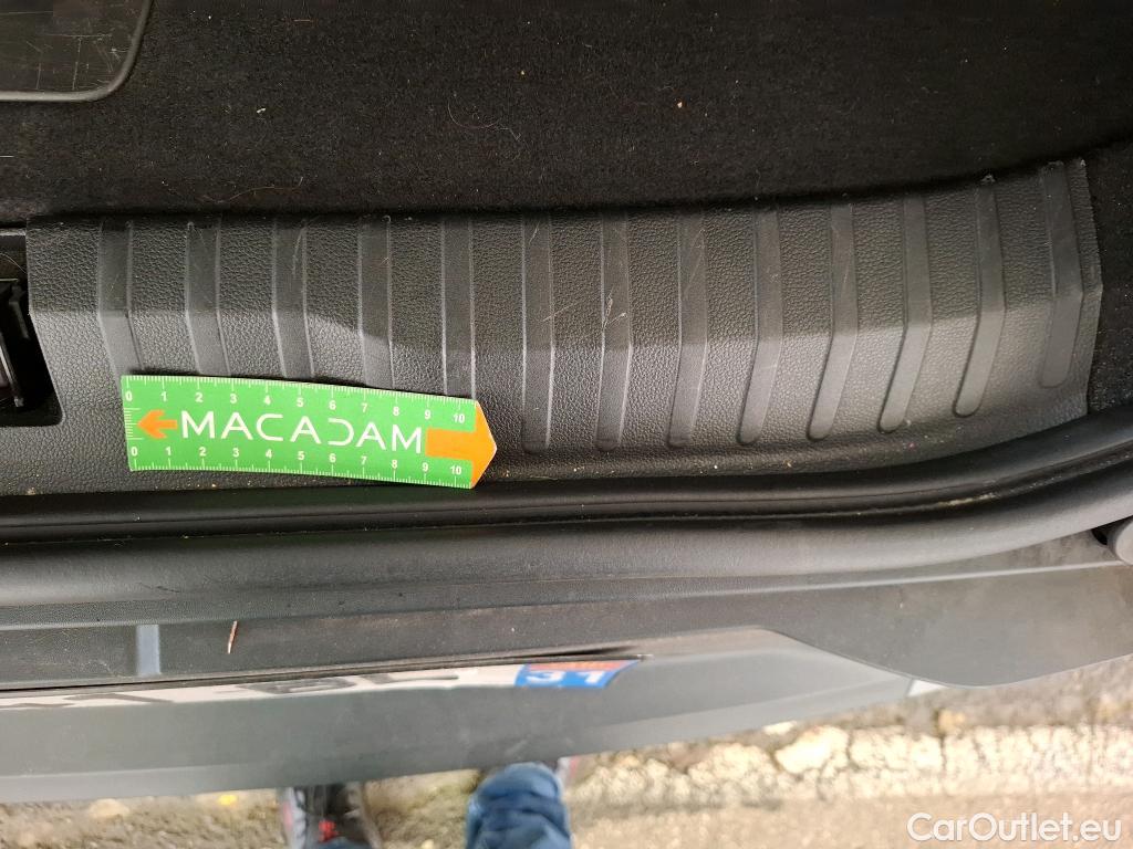  Renault  Arkana RENAULT   2021  5P  SUV Business TCe 140 EDC #94