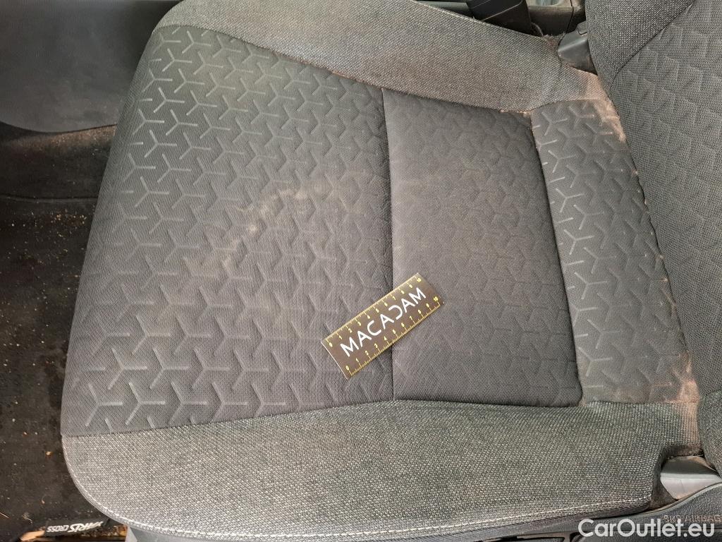  Toyota  Yaris Cross TOYOTA  Hybride / 2021 / 5P / SUV 1.5 HYBRID 116H DESIGN AWD AUTO #24