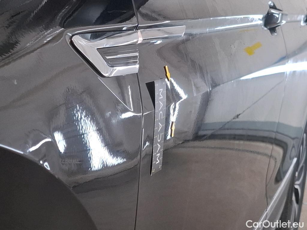  Volkswagen  Tiguan VOLKSWAGEN  Allspace / 2017 / 5P / SUV 2.0 TDI 150 BVM6 Confortline Business #19