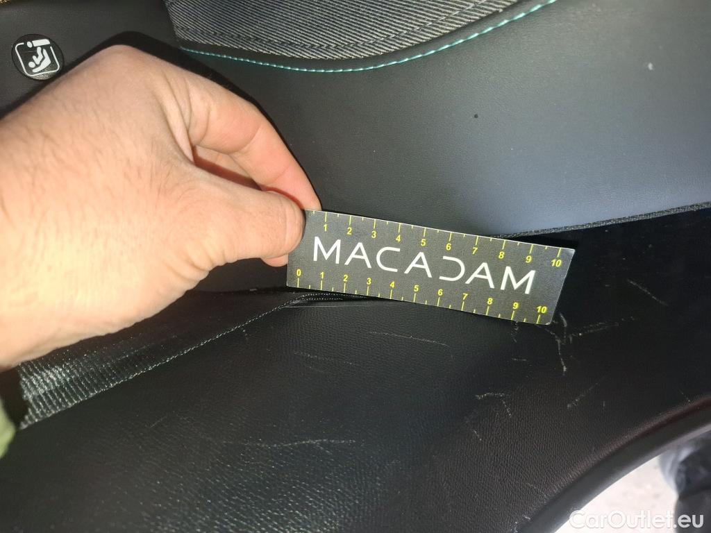  Peugeot  2008  Allure 1.2 PureTech 130CV BVM6 E6d #18