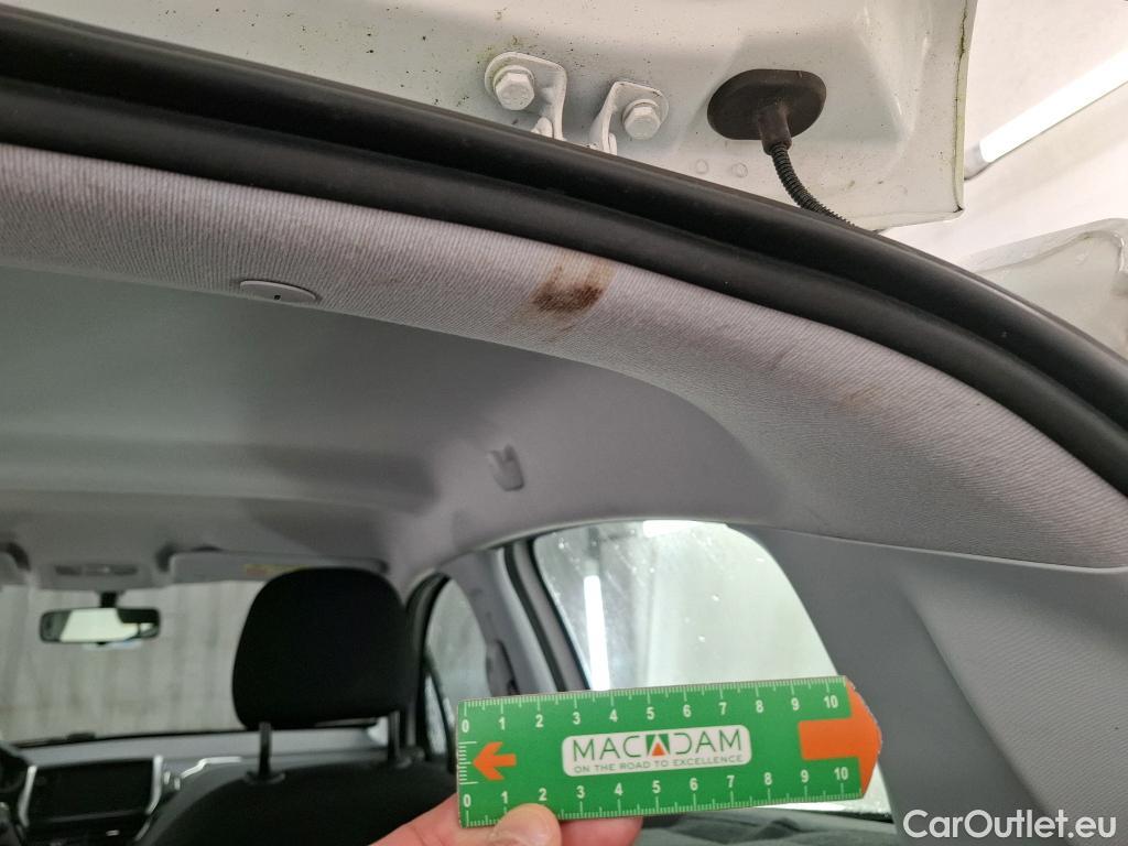  Peugeot  208  Affaire Premium Pack 1.2 80CV BVM5 E6dT #11