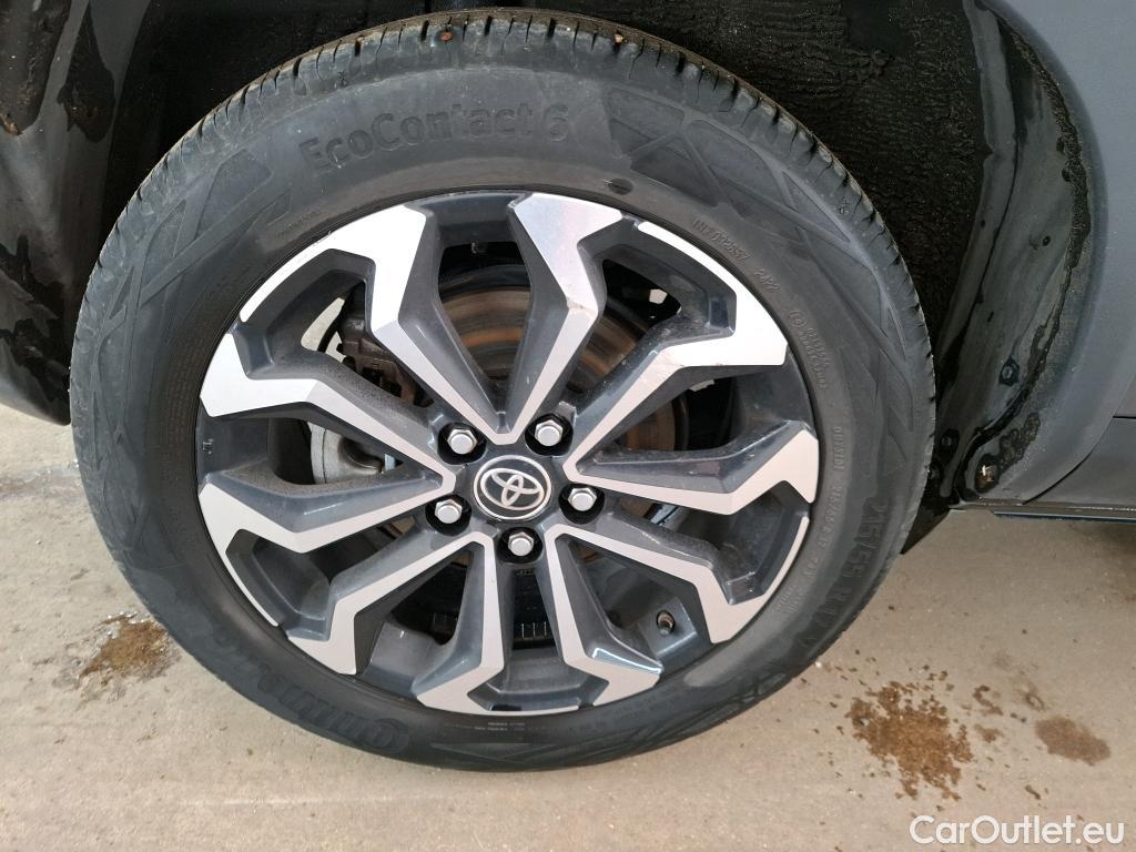  Toyota  Yaris Cross TOYOTA  Hybride / 2021 / 5P / SUV 1.5 HYBRID 116H DESIGN AWD AUTO #26