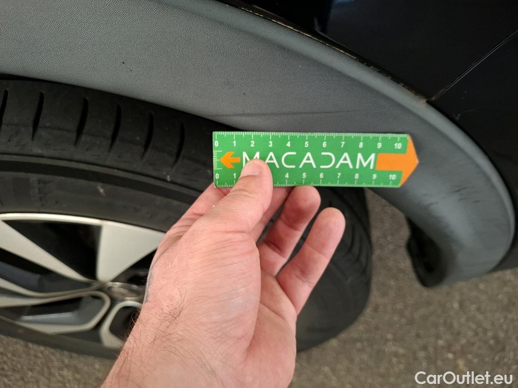  Renault  Arkana RENAULT   2021  5P  SUV Business TCe 140 EDC #91