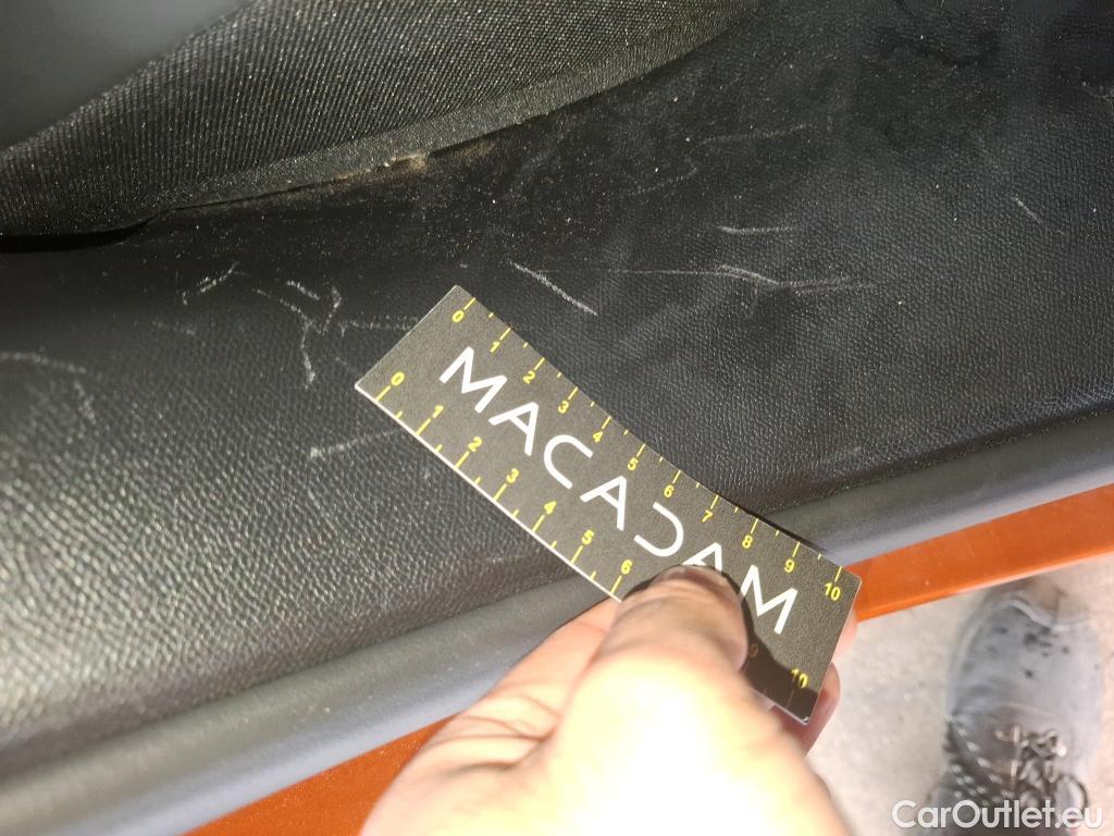  Peugeot  2008  Allure 1.2 PureTech 130CV BVM6 E6d #22