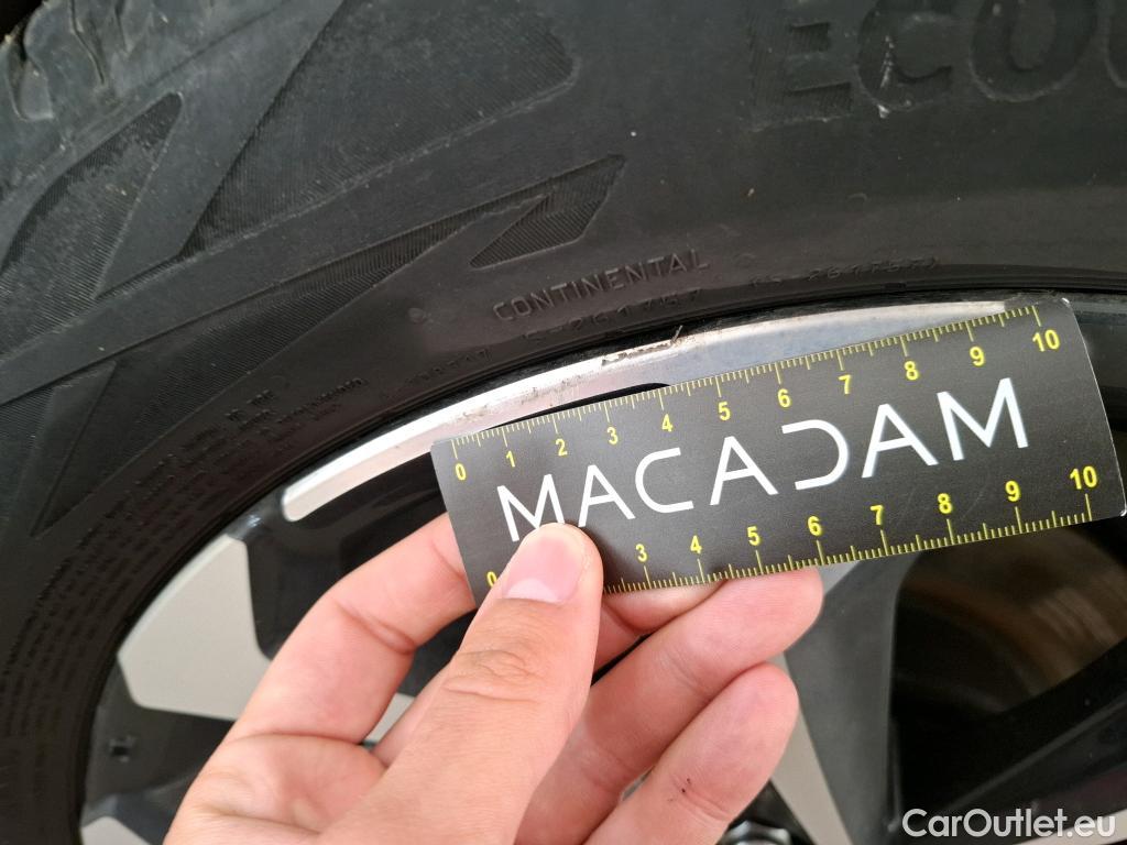  Toyota  Yaris Cross TOYOTA  Hybride / 2021 / 5P / SUV 1.5 HYBRID 116H DESIGN AWD AUTO #30