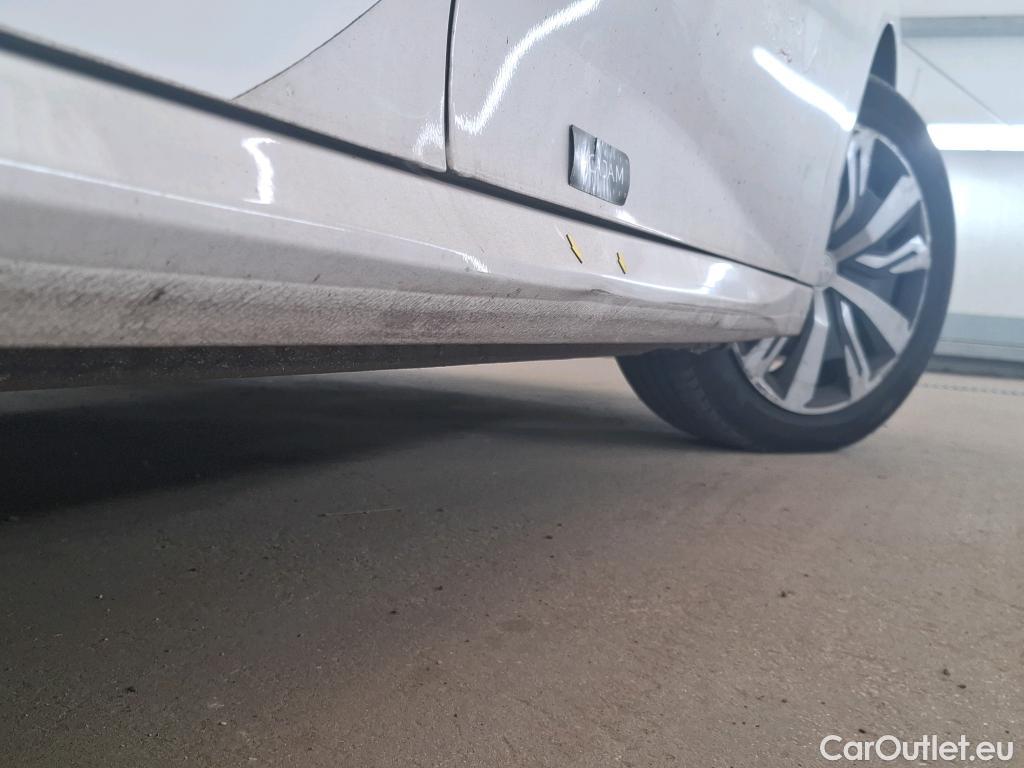  Peugeot  208  Active Business 1.2 PureTech 100CV BVM6 E6d #31