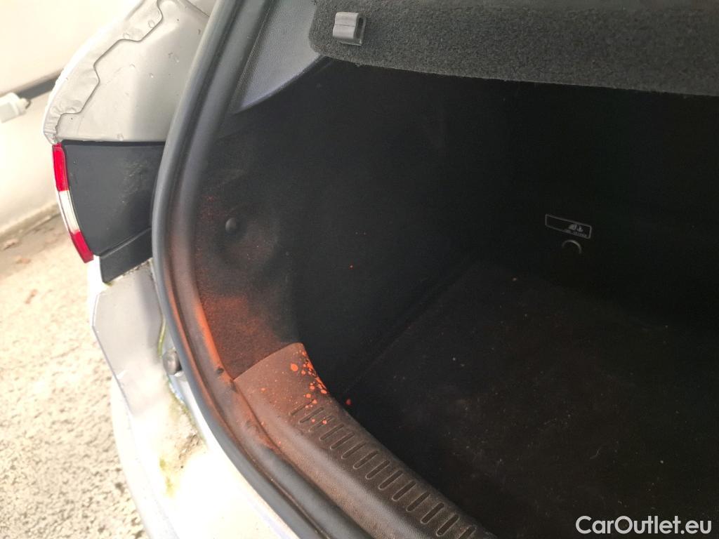  Renault  Clio  IV Business 1.5 dCi 90CV BVM5 E6 #1