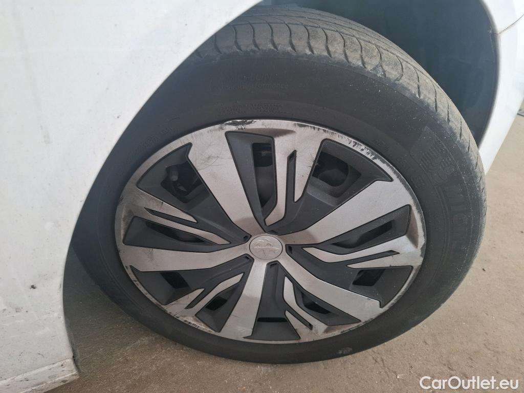  Peugeot  208  Active Business 1.2 PureTech 100CV BVM6 E6d #44