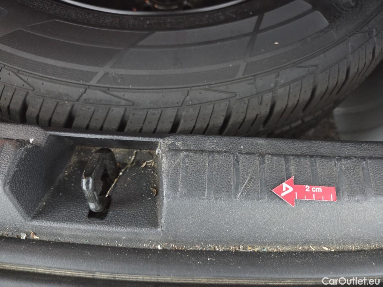  Dacia  Duster 1.5 Blue dCi 115CP Comfort 4WD #84