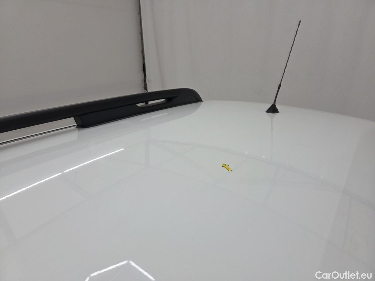  Dacia  Duster 1.5 Blue dCi 115CP Comfort 4WD #53