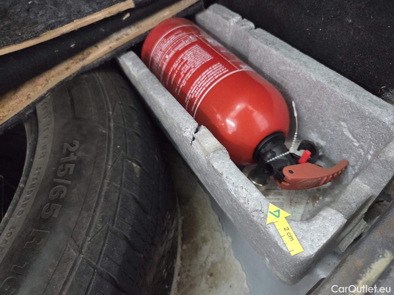  Dacia  Duster 1.5 Blue dCi 115CP Comfort 4WD #77