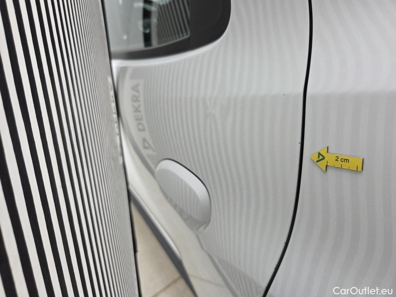  Dacia  Duster 1.5 Blue dCi 115CP Comfort 4WD #52