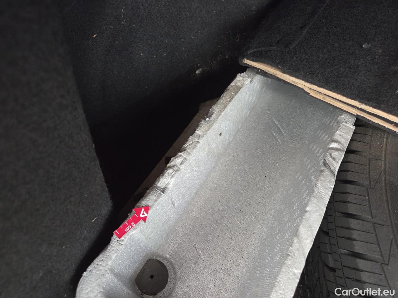  Dacia  Duster 1.5 Blue dCi 115CP Comfort 4WD #58