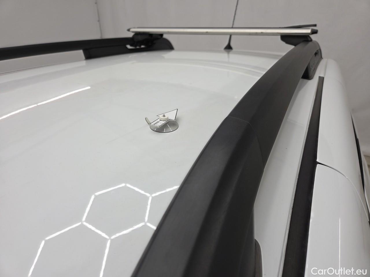  Dacia  Duster 1.5 Blue dCi 115CP Comfort 4WD #54