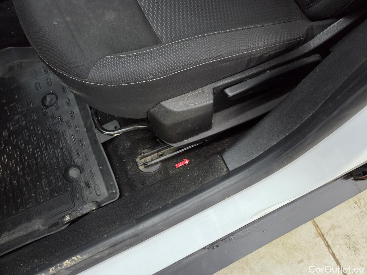  Dacia  Duster 1.5 Blue dCi 115CP Comfort 4WD #62