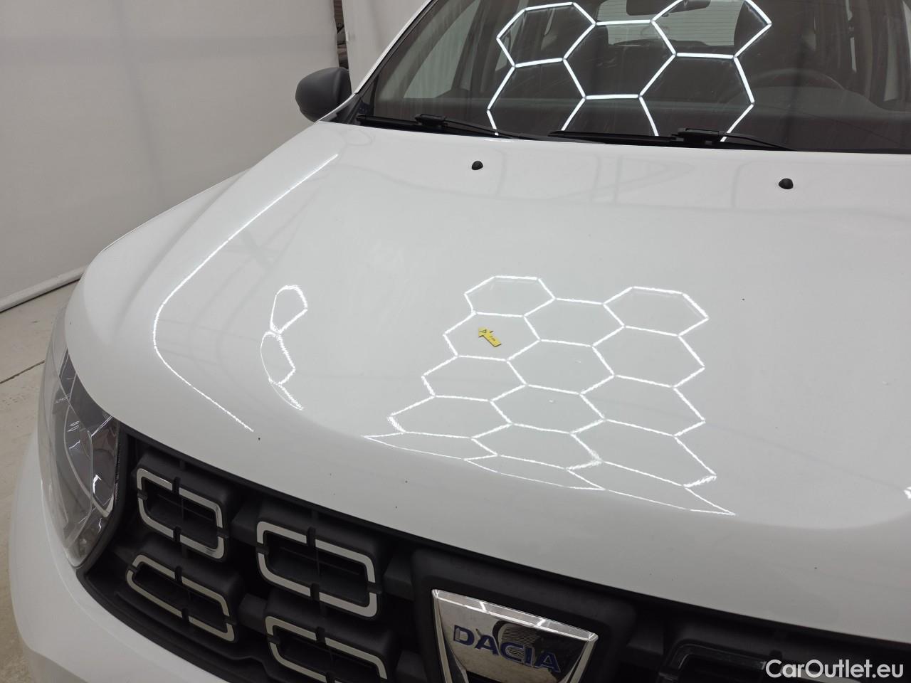  Dacia  Duster 1.5 Blue dCi 115CP Comfort 4WD #15