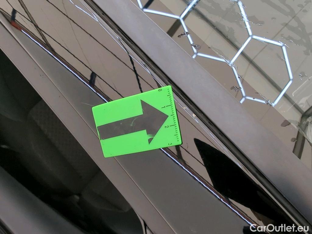  Toyota  C-HR 2.0 HSD STYLE 97 #24