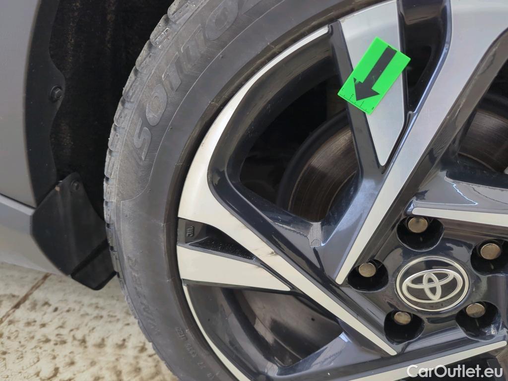  Toyota  C-HR 2.0 HSD STYLE 97 #28