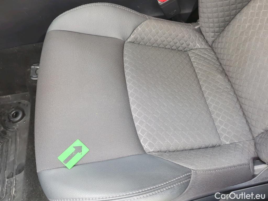  Toyota  C-HR 2.0 HSD STYLE 97 #38