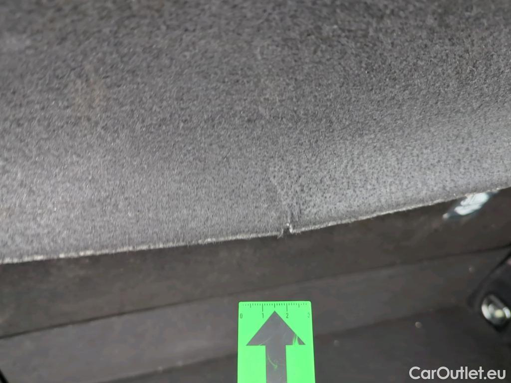  Toyota  C-HR 2.0 HSD STYLE 97 #4