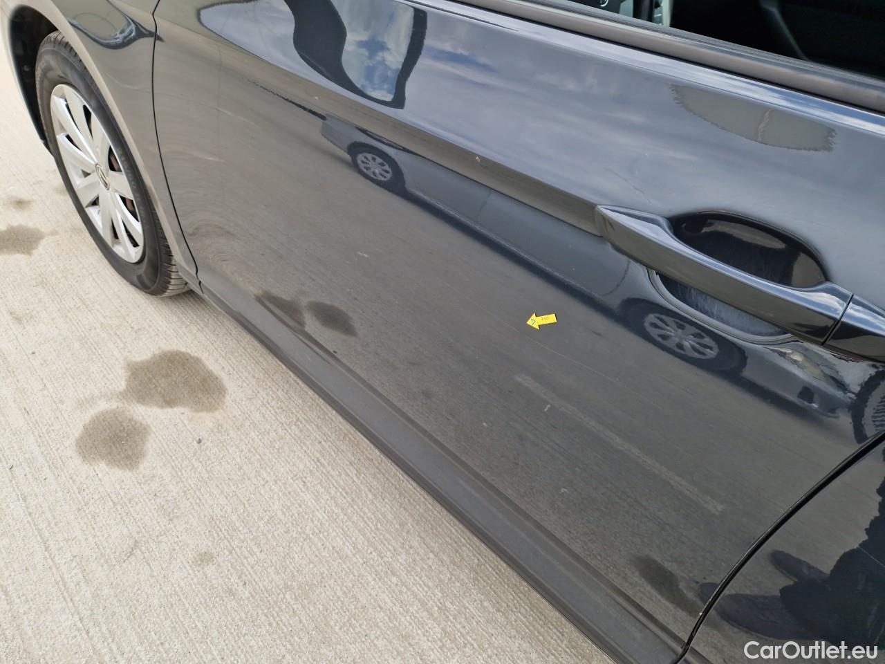  Volkswagen  Passat Advance 1.5 TSI ACT 150 CP #2