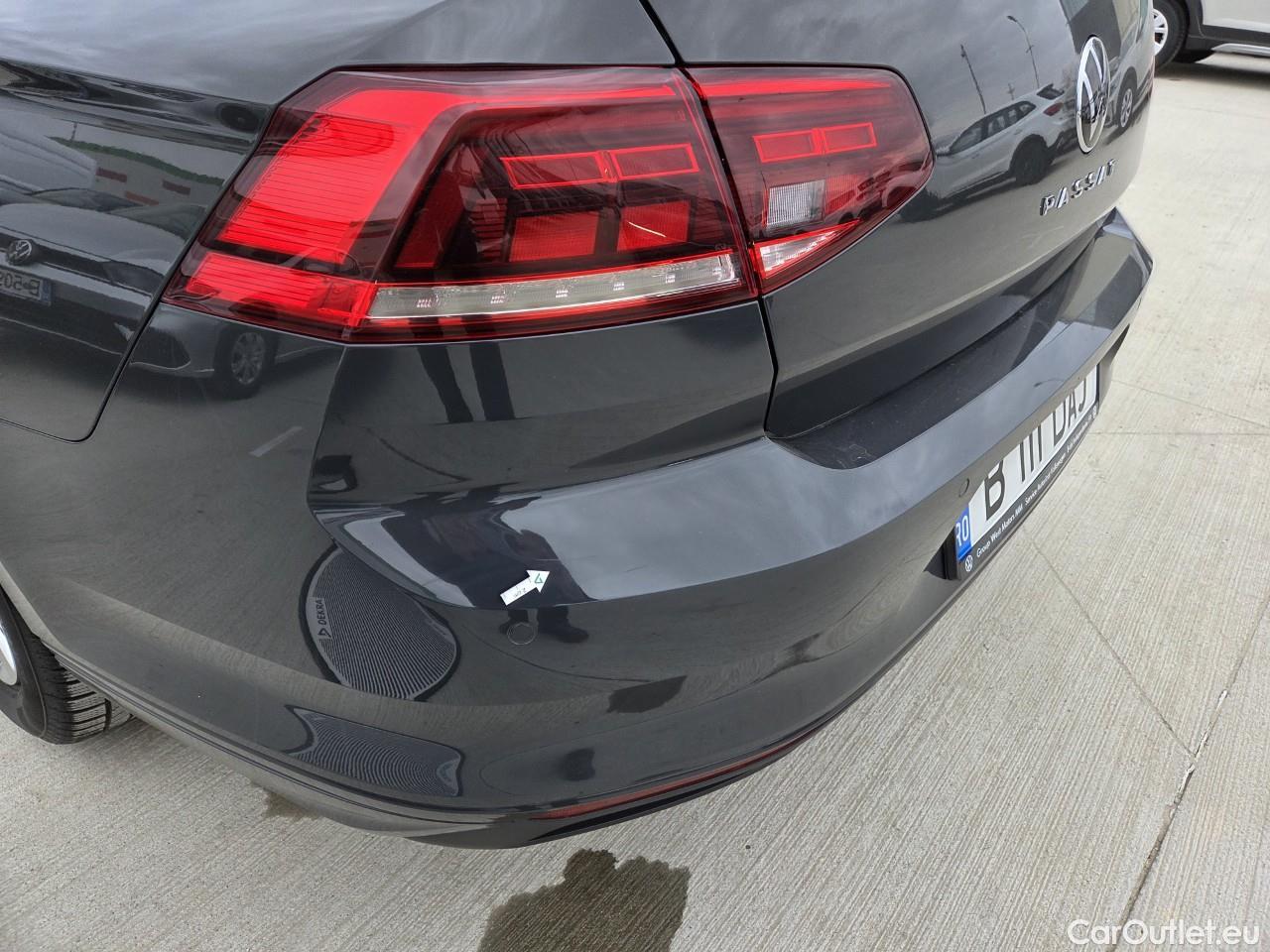  Volkswagen  Passat Advance 1.5 TSI ACT 150 CP #22