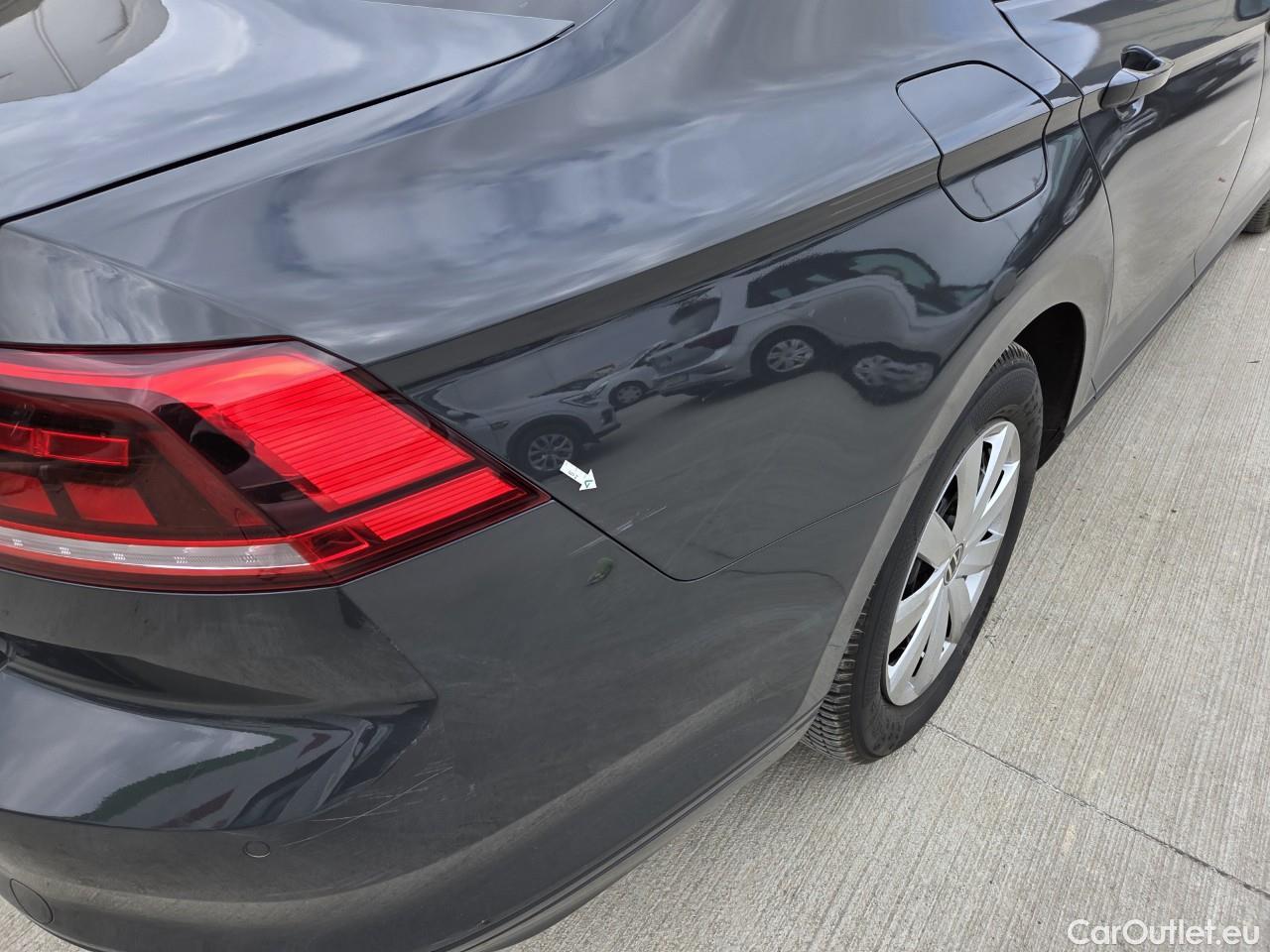  Volkswagen  Passat Advance 1.5 TSI ACT 150 CP #25