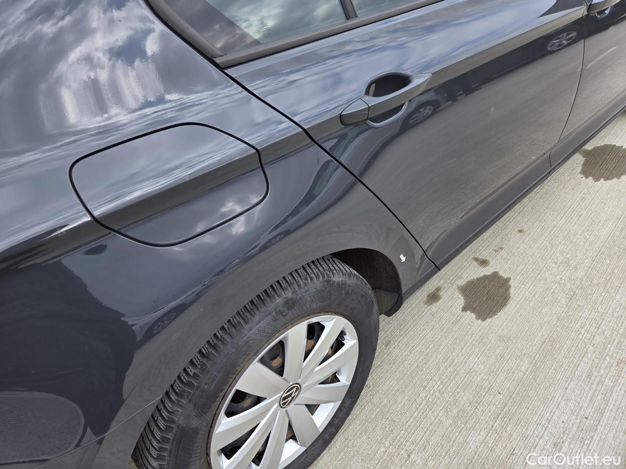  Volkswagen  Passat Advance 1.5 TSI ACT 150 CP #26