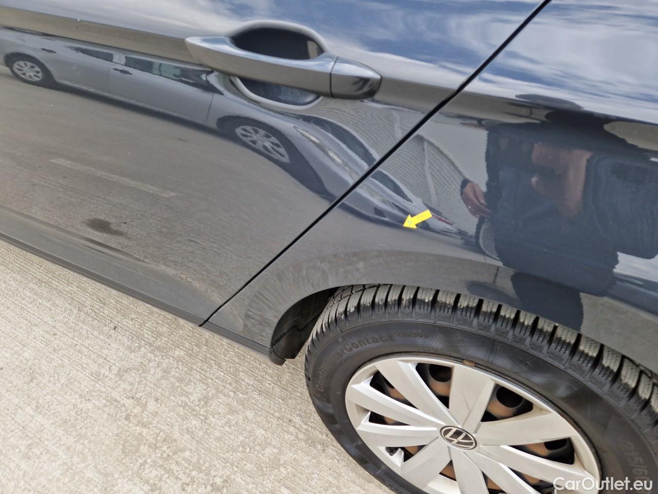  Volkswagen  Passat Advance 1.5 TSI ACT 150 CP #40