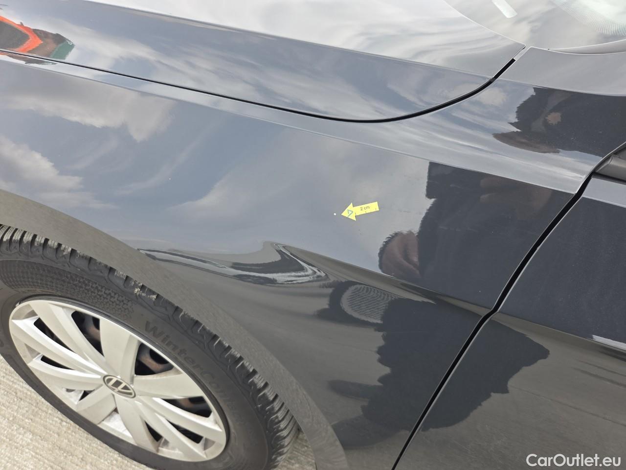  Volkswagen  Passat Advance 1.5 TSI ACT 150 CP #4