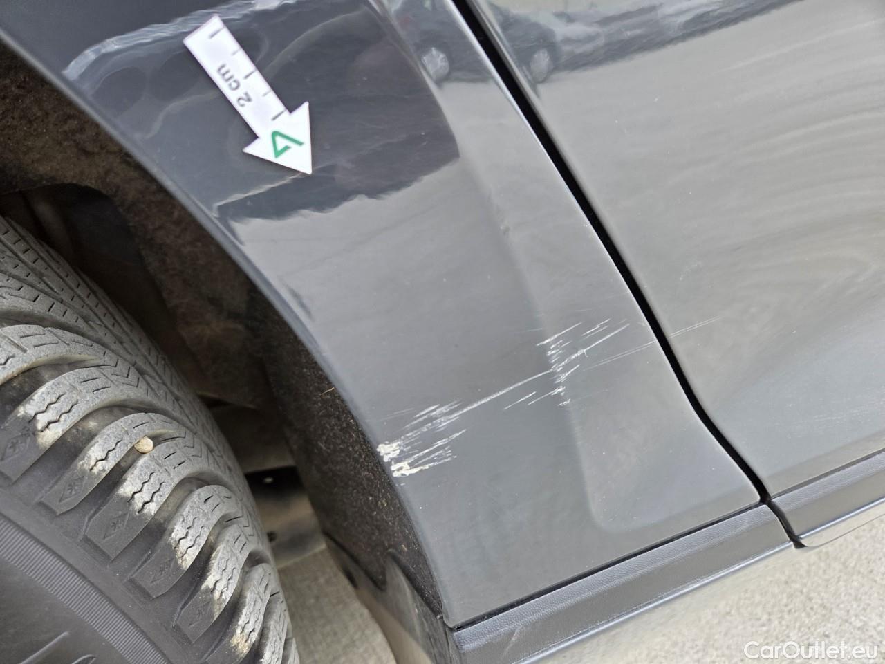  Volkswagen  Passat Advance 1.5 TSI ACT 150 CP #33