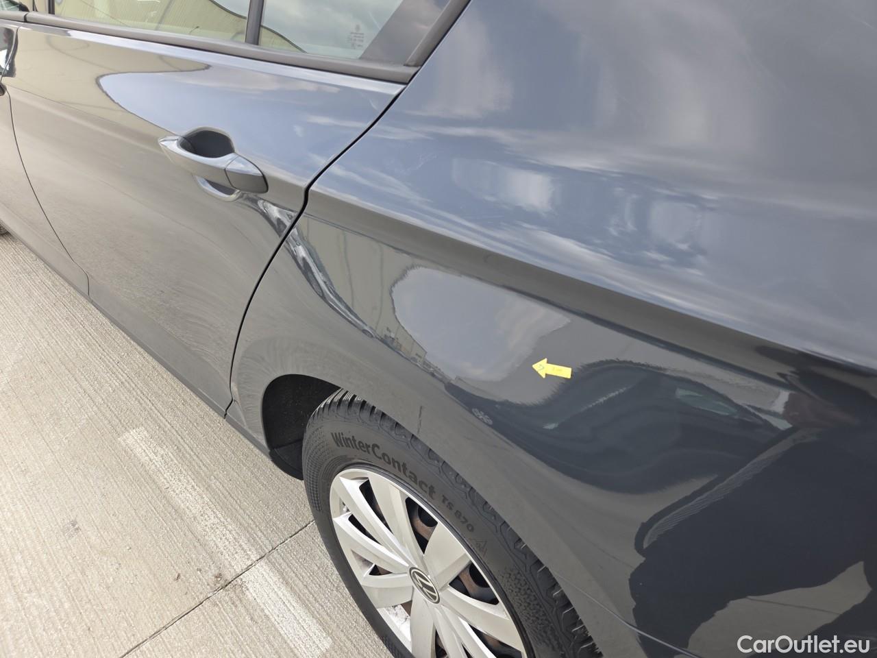  Volkswagen  Passat Advance 1.5 TSI ACT 150 CP #27