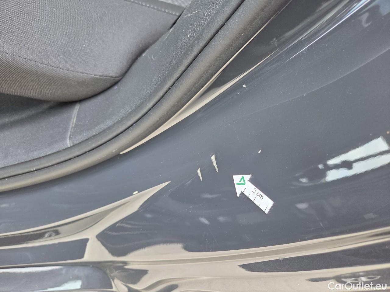  Volkswagen  Passat Advance 1.5 TSI ACT 150 CP #35