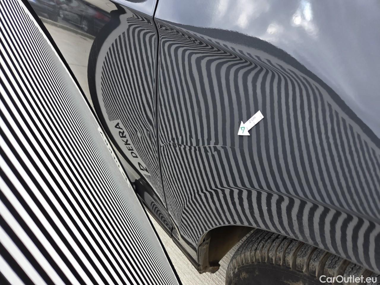  Volkswagen  Passat Advance 1.5 TSI ACT 150 CP #19