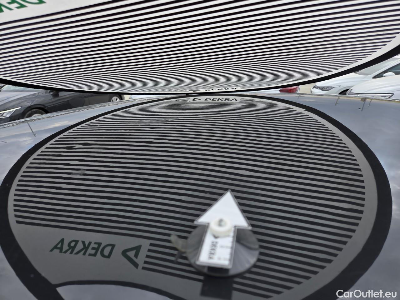  Volkswagen  Passat Advance 1.5 TSI ACT 150 CP #34