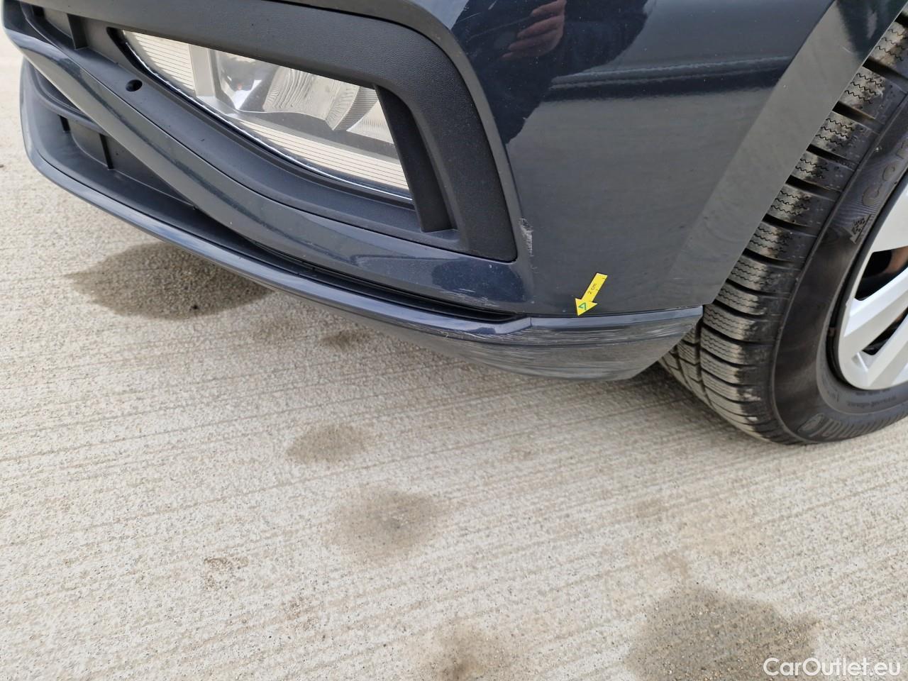  Volkswagen  Passat Advance 1.5 TSI ACT 150 CP #8