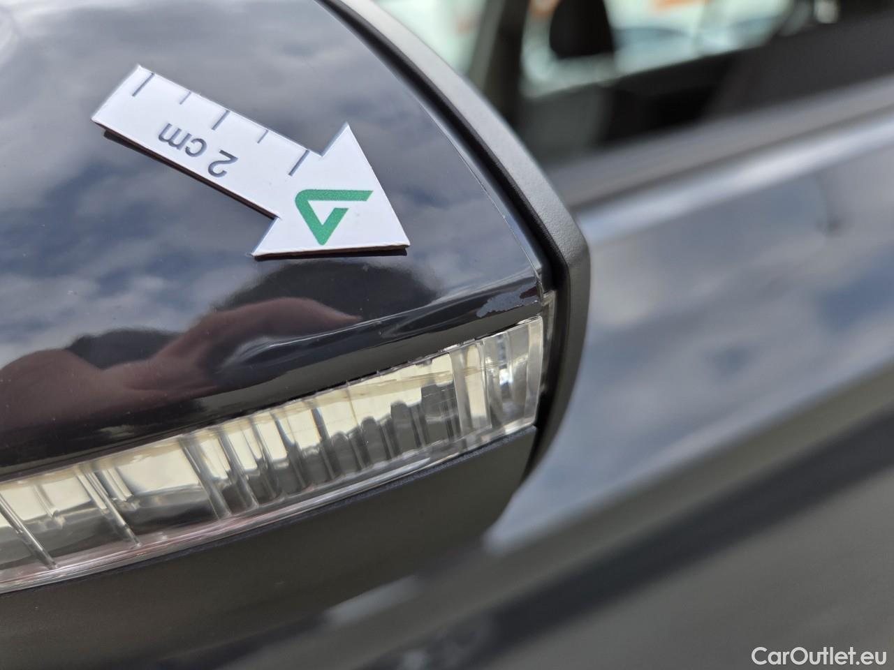  Volkswagen  Passat Advance 1.5 TSI ACT 150 CP #6