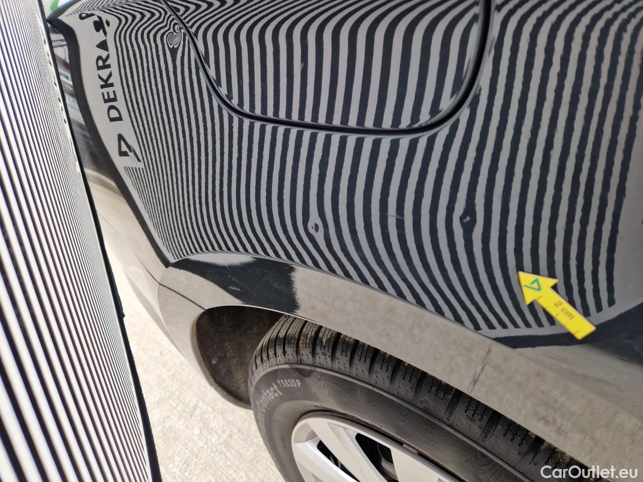  Volkswagen  Passat Advance 1.5 TSI ACT 150 CP #32