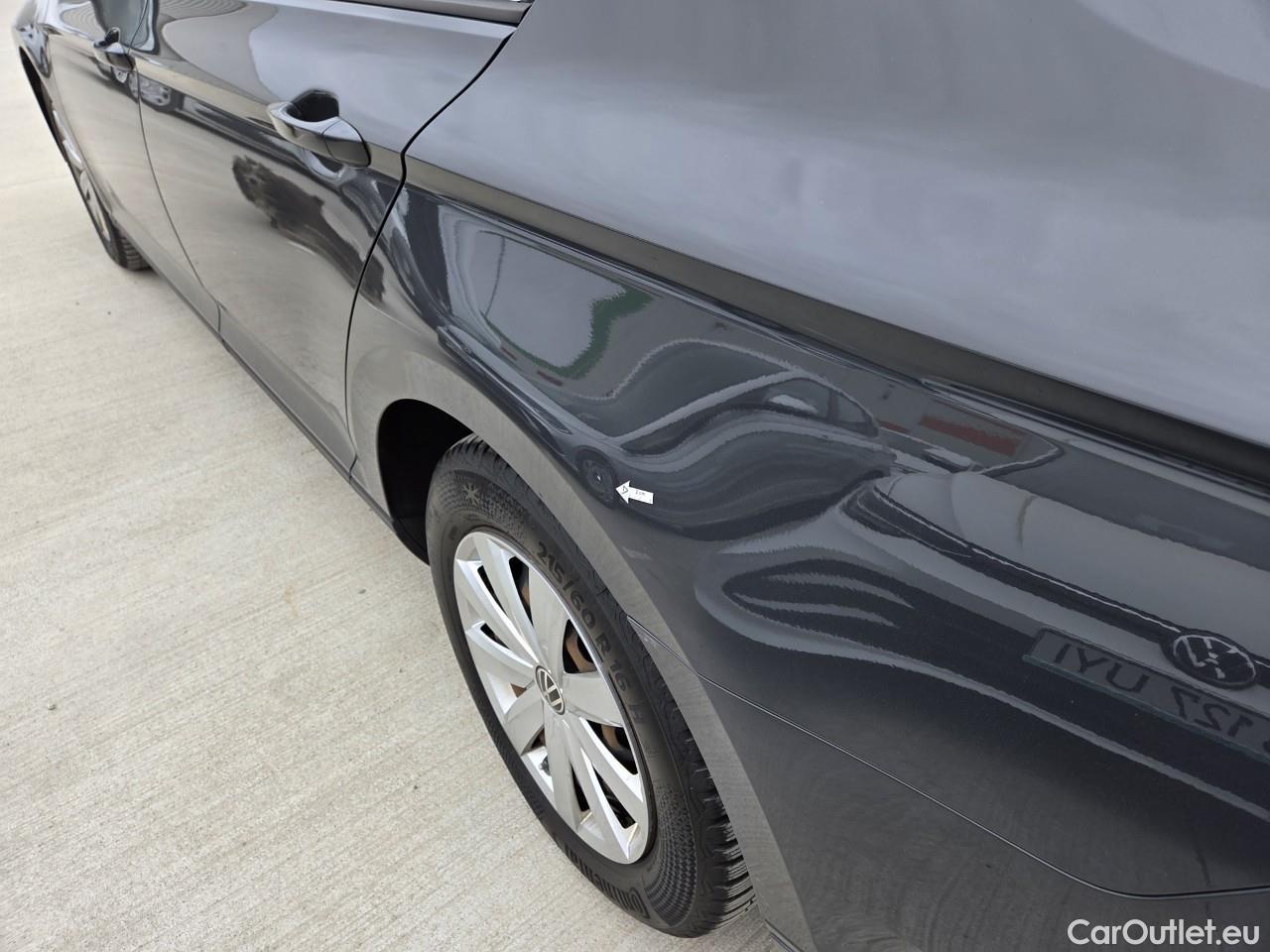  Volkswagen  Passat Advance 1.5 TSI ACT DSG 150 CP #37