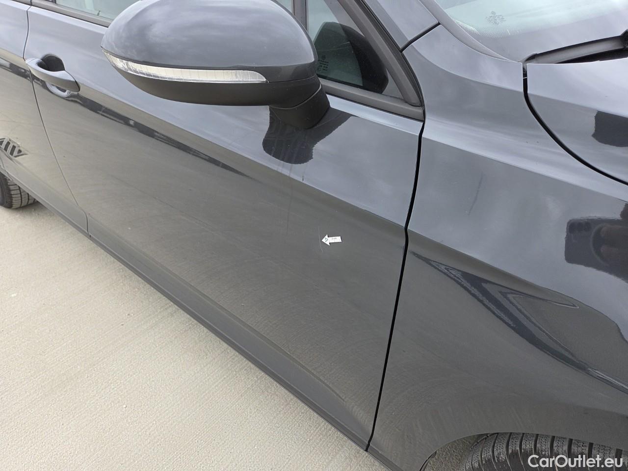  Volkswagen  Passat Advance 1.5 TSI ACT 150 CP #16