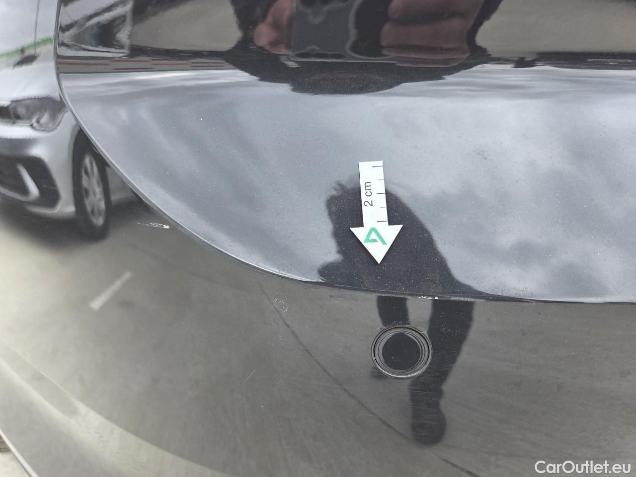  Volkswagen  Passat Advance 1.5 TSI ACT 150 CP #36