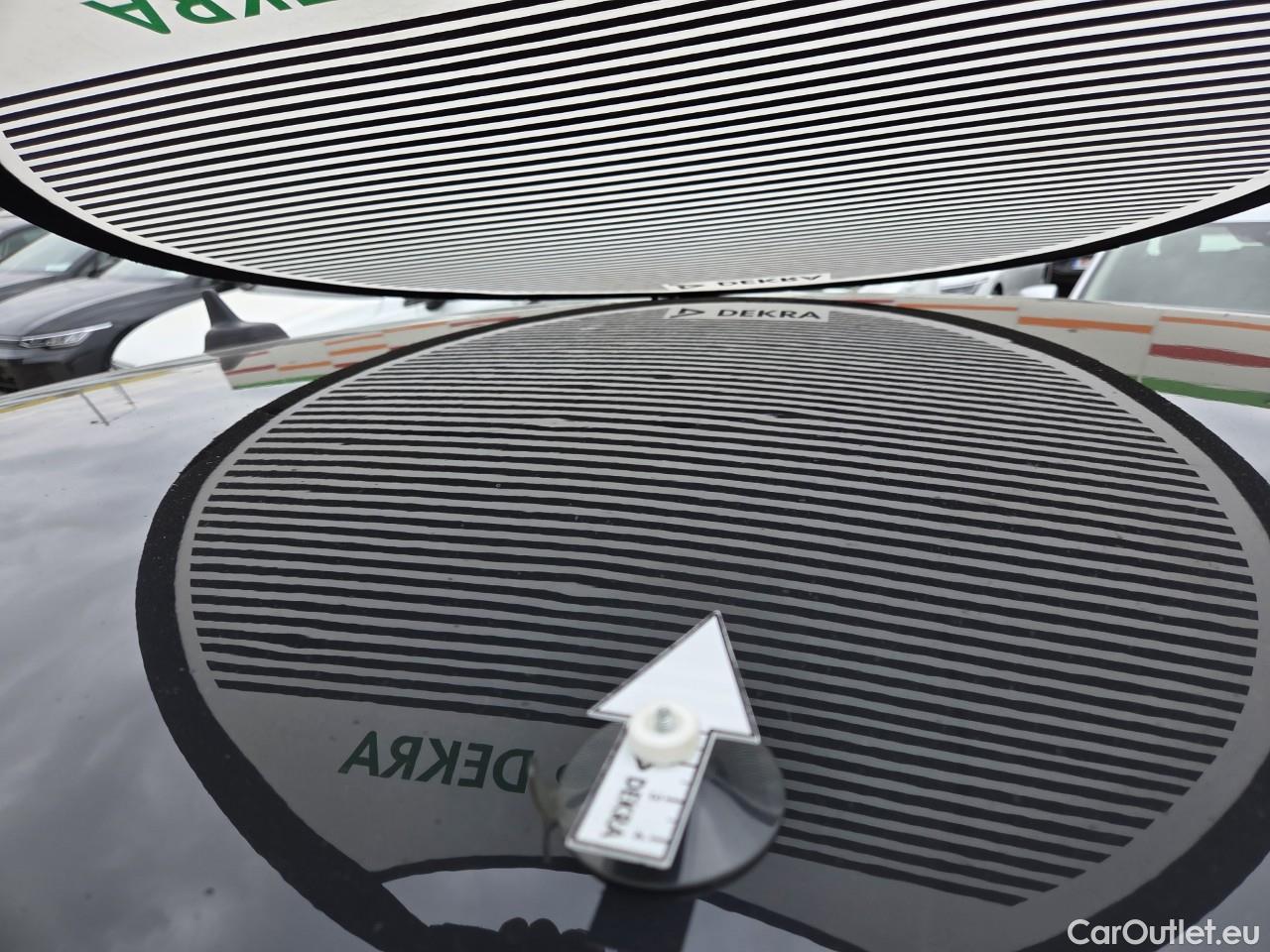  Volkswagen  Passat Advance 1.5 TSI ACT 150 CP #30