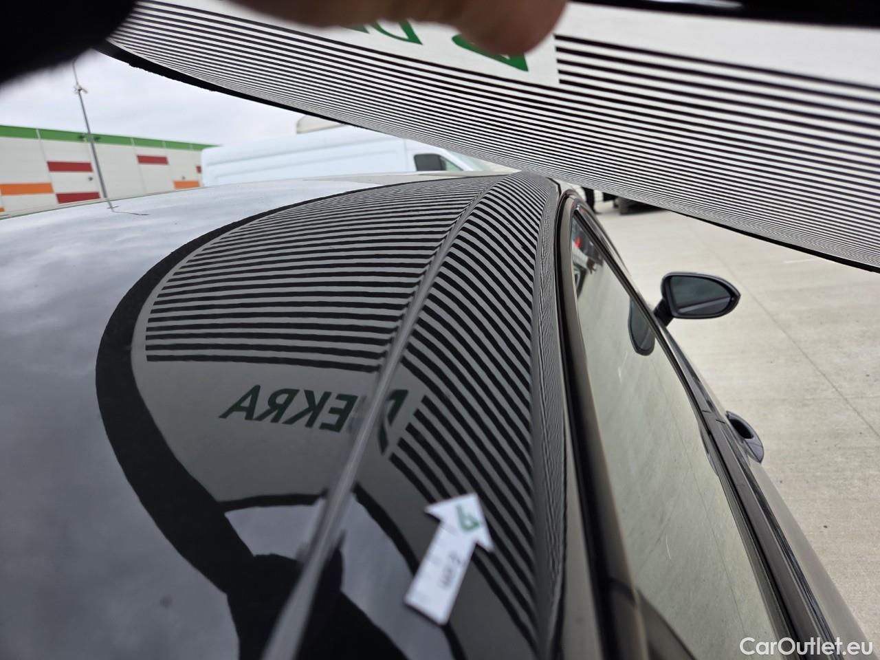  Volkswagen  Passat Advance 1.5 TSI ACT 150 CP #19